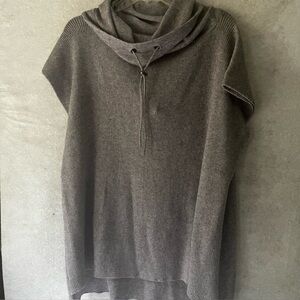 Francesca Heather Grey Sweater Knit Drawstring Hooded Pullover Size One-Size